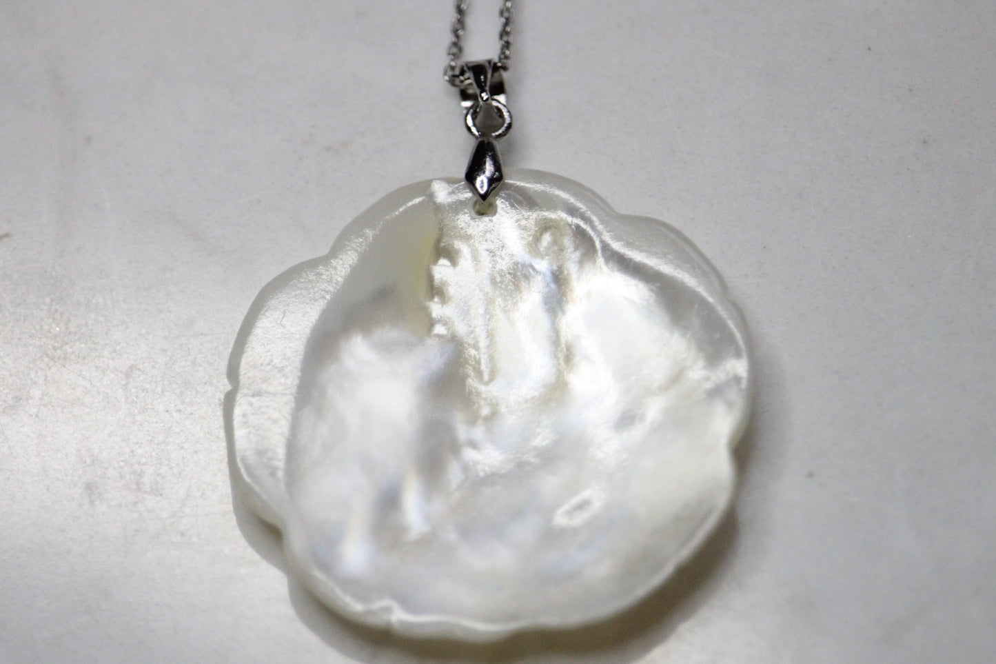 Collier de Rose en Nacre