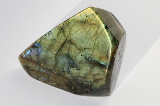Petit bloc de Labradorite